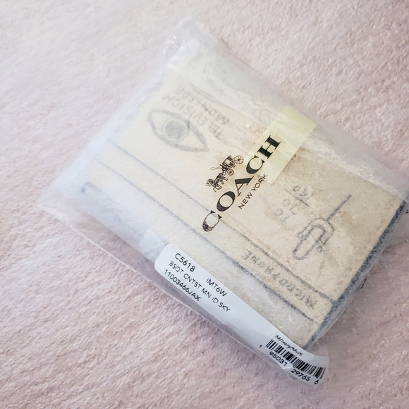 COACH  X Jean Michel Basquiat Mini Skinny ID Case NWT - Picture 7 of 7
